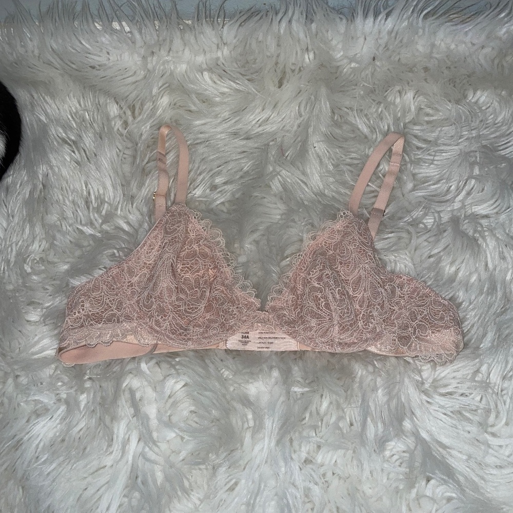 Soma NWT unlined lace plunged bra peach blossom Size 34A